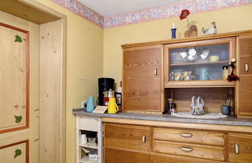 Buttlar House | Holiday Cottage "Ferienwohnung-Cottage Rhöner Kräuterwerk" with Private Terrace & Wi-Fi