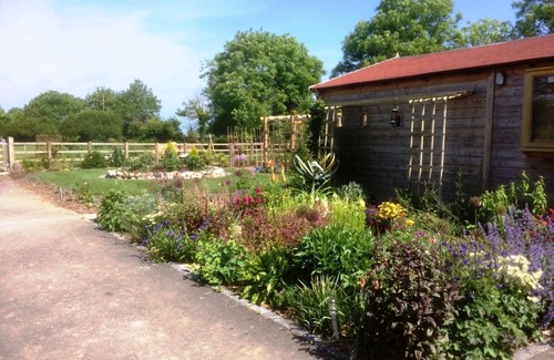 Withernsea House | Holiday cottage in rural setting within quiet coastal village.