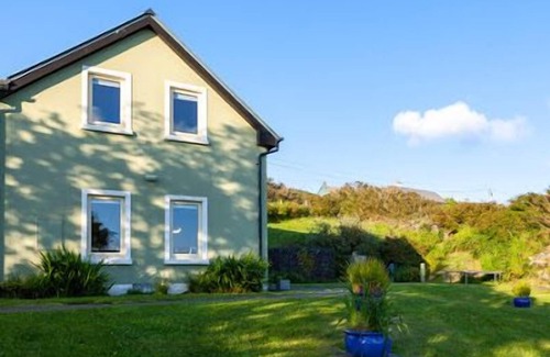 Dingle House | Holiday Cottage located close to Dingle