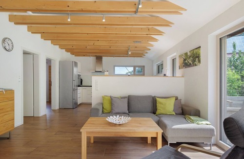 Gutach House | Holiday Home 'Steinenbachhäusle' with Mountain View, Shared Terrace and Wi-Fi