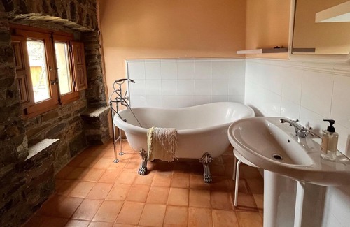 Coscojuela de Sobrarbe House | Holiday house Coscojuela de Sobrarbe for 2 - 9 persons with 4 bedrooms - Holiday house