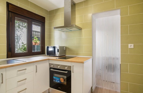 El Puerto de Santa Maria House | Holiday Home 'Espelete 2' with Shared Terrace