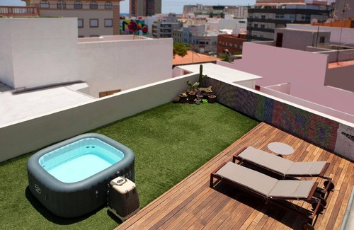 Santa Cruz de Tenerife House | Holiday house Santa Cruz de Tenerife for 1 - 6 persons with 3 bedrooms - Holiday house