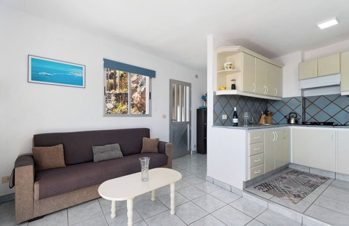 Puerto de la Estaca House | Holiday Home 'Puerto De La Estaca 1' with Sea View and Private Terrace