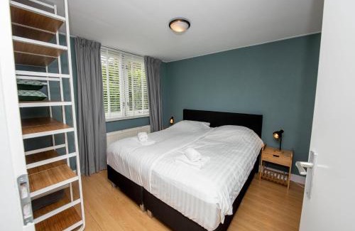 Terherne House | Holiday escape with a Private Jetty, cleaning included