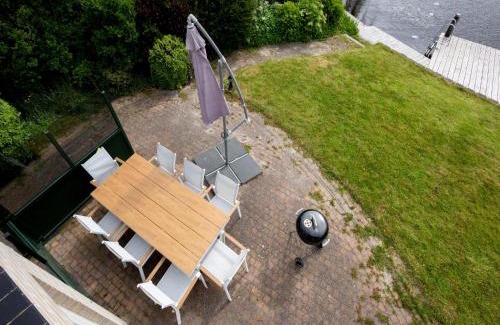 Terherne House | Holiday escape with a Private Jetty, cleaning included