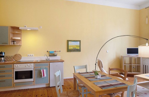 Krakow am See Apartment | Holiday flat 'Holiday flat 1 - barrier-free' with communal garden