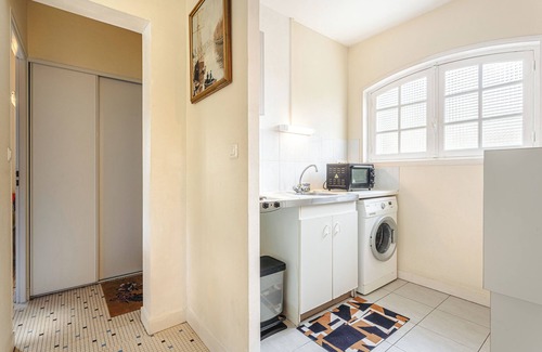 Saint-Trojan-les-Bains House | Holiday Home 'Longère Proche Plage Et Forêt 1' with Shared Terrace, Shared Garden and Wi-Fi