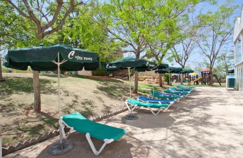 Caesarea Apartment | Holiday garden apartment עם מקלט