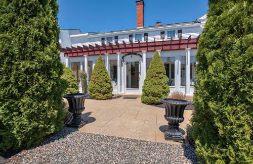 Ogunquit - Wells Bed & Breakfast | Holiday Guest House Bed & Breakfast
