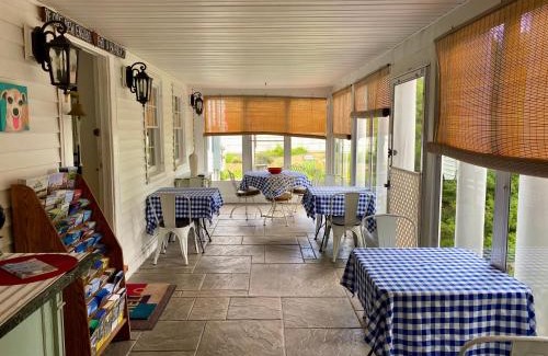 Ogunquit - Wells Bed & Breakfast | Holiday Guest House Bed & Breakfast