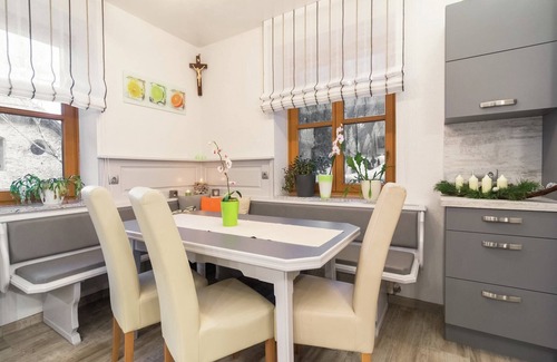 Rennweg am Katschberg House | Holiday Home in Rennweg near Ski Slopes