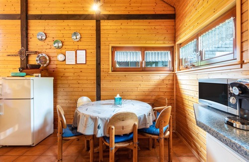 Bernau House | Holiday Home 'Rechbergblick, House 29' with Mountain View, Private Terrace and Wi-Fi