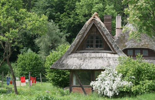 Kalkhorst House | Holiday Home 'Im Grünen' with Private Terrace, Private Garden and Wi-Fi