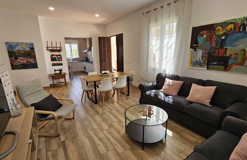 Marchena Cottage | Holiday Home La Alquería de los Pájaros