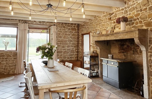 Saint-Dier-dʼAuvergne House | Holiday house 15p 8 rooms 6 bathrooms 1.5ha