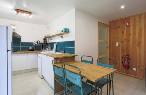 Saint-Michel-en-Greve House | Holiday Home 'Gite Des Hauts Grève - Penty' with Shared Terrace and Wi-Fi