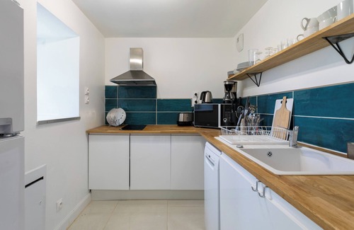 Saint-Michel-en-Greve House | Holiday Home 'Gite Des Hauts Grève - Penty' with Shared Terrace and Wi-Fi