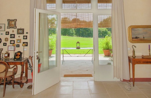 Sariano Apartment | Holiday Home in Carpaneto near Castles & Pool