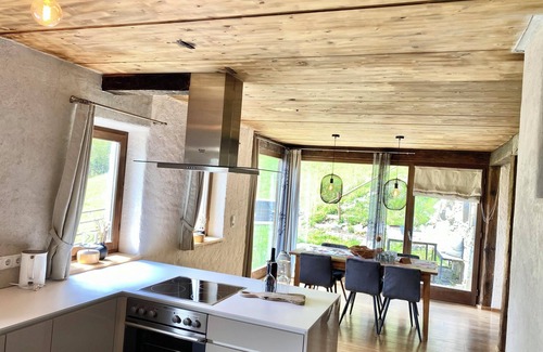 San Martino in Passiria Ski Chalet | Holiday Home “ Bergsuite” with Mountain View, Balcony, Garden & Wi-Fi