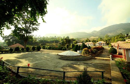 Chinnakanal Resort | Holiday Heaven Munnar