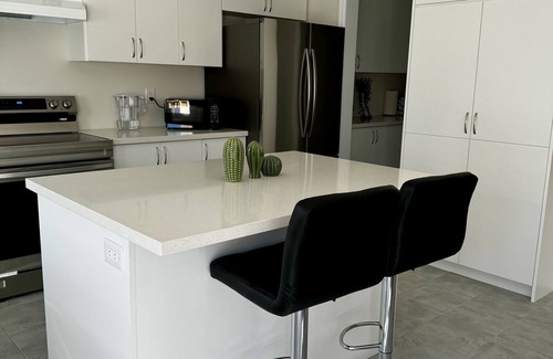 Stayner House | Holiday Hideout in Stayner