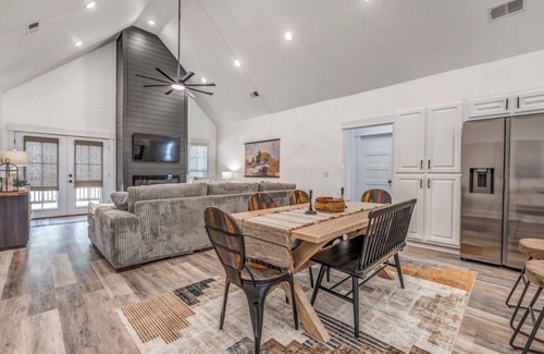 Counce House | Holiday Hills Getaway!