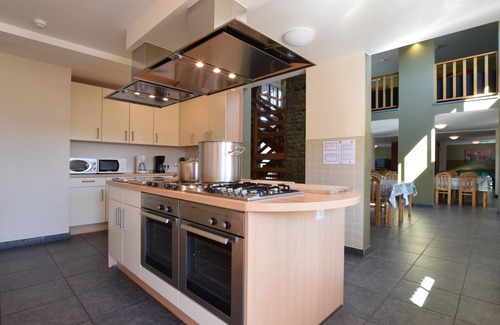 Lignieres House | Holiday Home in Rendeux with Pool & Sauna