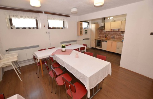 Jiretin pod Jedlovou House | Holiday Home in Jiretín near Ski Lift