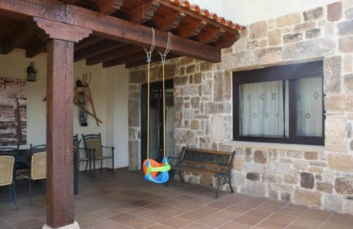 Aldehuela del Rincon House | Holiday Home 'La Cantarilla 258' with Mountain View, Private Terrace and Wi-Fi