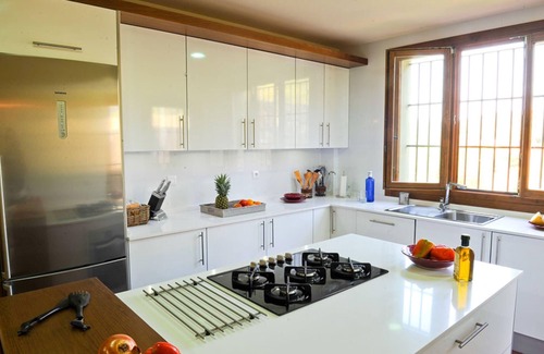 Benalup-Casas Vieja House | Holiday home in Los Alcornocales