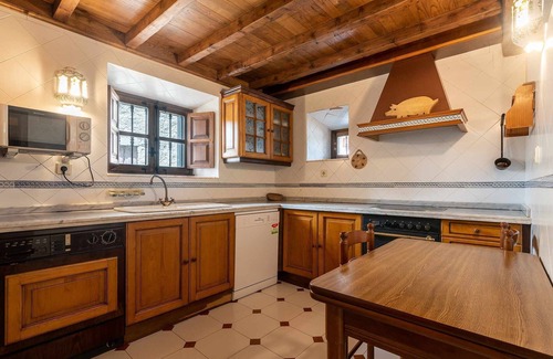 La Pereda House | Holiday home Dario
