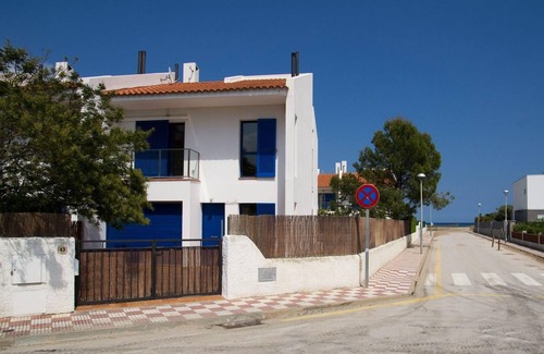 Mas Pinell House | Holiday house Torroella de Montgri for 1 - 6 persons with 3 bedrooms - Row house