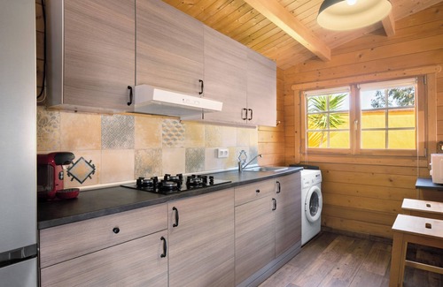 San Ambrosio House | Holiday Home 'La Cabaña' with Pool, Private Garden, and Wi-Fi