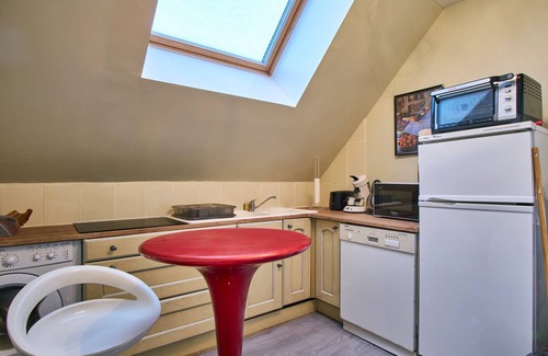 La Motte-d'Aveillans House | Holiday Home "La Matheysiene" with Private Garden & Wi-Fi