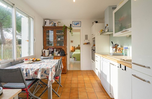 Meschers-sur-Gironde House | Holiday Home 'Sa-Mi-Ra' close to the Beach with Terrace
