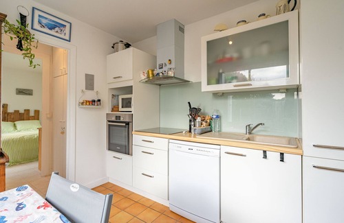Meschers-sur-Gironde House | Holiday Home 'Sa-Mi-Ra' close to the Beach with Terrace