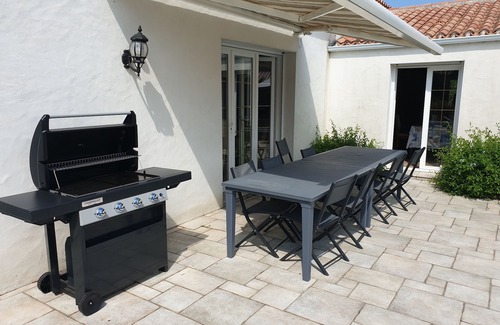 Noirmoutier-en-l'Ile House | Holiday Home near the Beach Sableaux