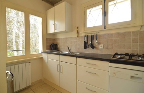 Saint-Honore-les-Bains House | Holiday Home in St. Honoré with Scenic Views