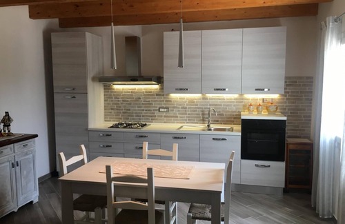 San Giovanni Suergiu House | Holiday Home 'Domu Quesada' with Private Terrace, Wi-Fi and Air Conditioning