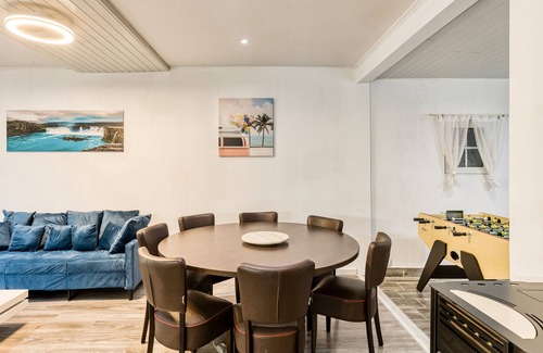 Mont Barbat House | Holiday Home 'Casa Piscina - 10km Lloret De Mar' with Pool and Air Conditioning