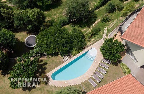 Sant Joan les Fonts House | Holiday Home 'D'Aiguanegra' with Mountain View, Wi-Fi and Air Conditioning
