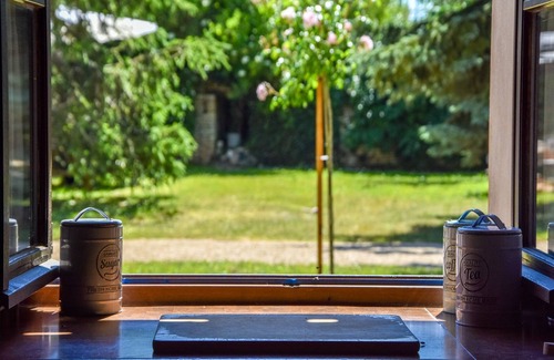 Saint-Jean-de-Sauves House | Holiday Home in Saint-Jean near Loire Castles