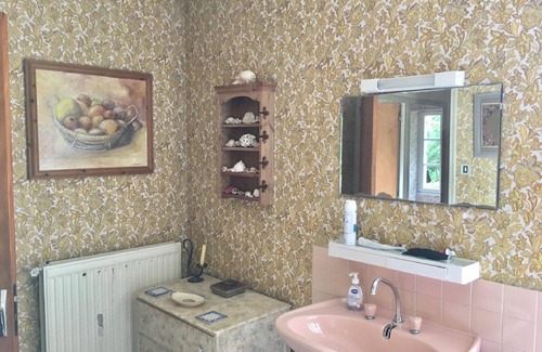 Montaigu-de-Quercy House | Holiday home in Montaigu-de-Quercy with garden