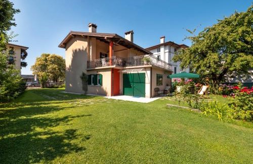 San Daniele del Friuli House | Holiday Home Casa Con Le Rose by Interhome