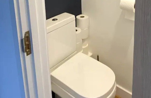 Sennen House | Holiday home 10 minutes from the beach