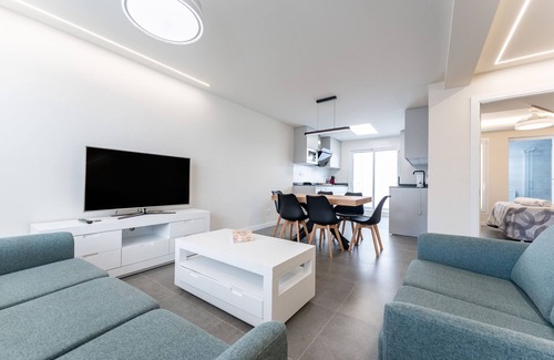 La Cala de Mijas House | Holiday Home '248 New Frontline Beach Mollina' with Sea View, Wi-Fi and Air Conditioning