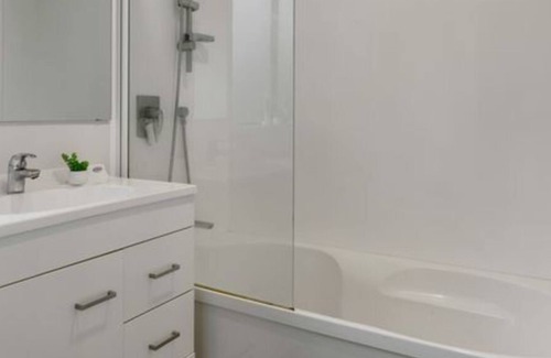 Glen Eden House | Holiday Home - 3 Bedrooms