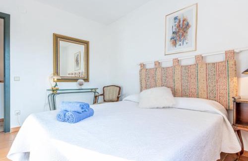 Navata House | Holiday Home acacies by Interhome