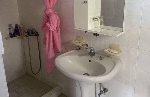 Karterados House | Holiday Home 'Agios Fanourios Villa' with Sea View, Wi-Fi and Air Conditioning